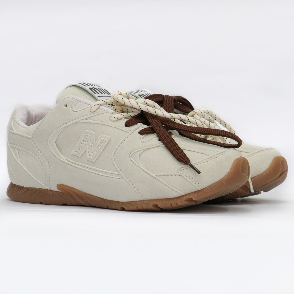 MIU MIU NEW BALANCE Y35